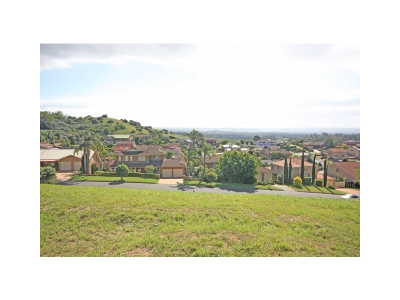 15 Nepean Towers Avenue, Glen Alpine NSW 2560