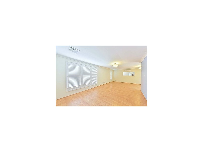 7 Naylor Place, Ingleburn NSW 2565