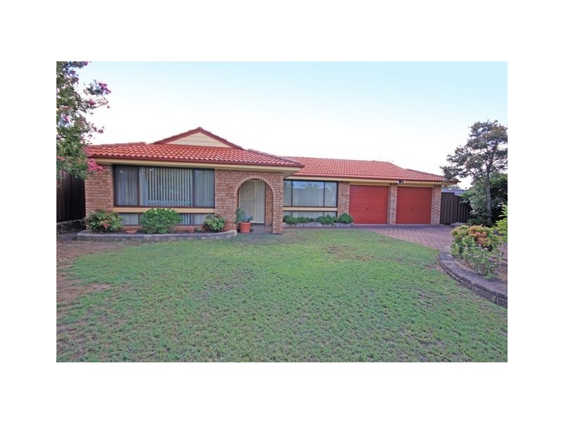 42 Clerkenwell Street, Ambarvale NSW 2560