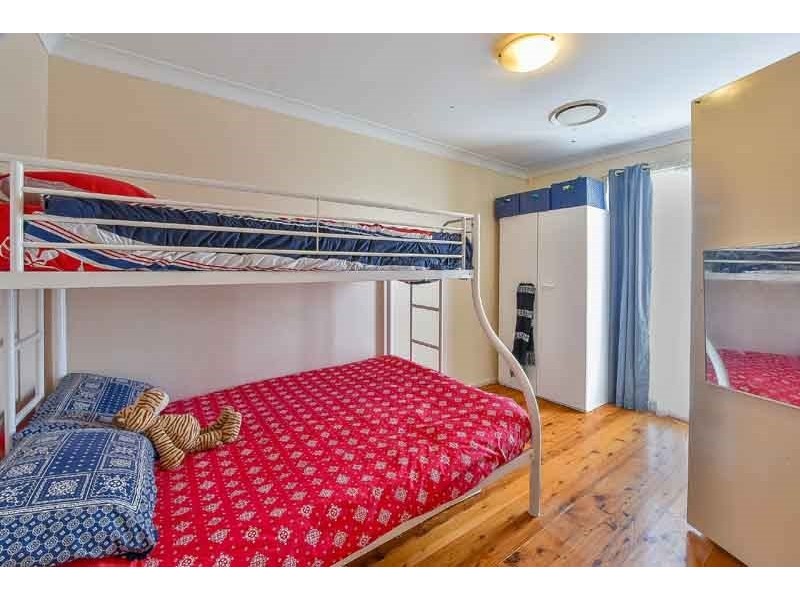 1 Ocean Place, Woodbine NSW 2560