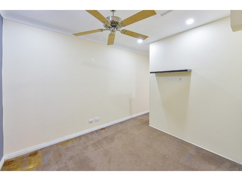 24 Chasselas Avenue, Eschol Park NSW 2558