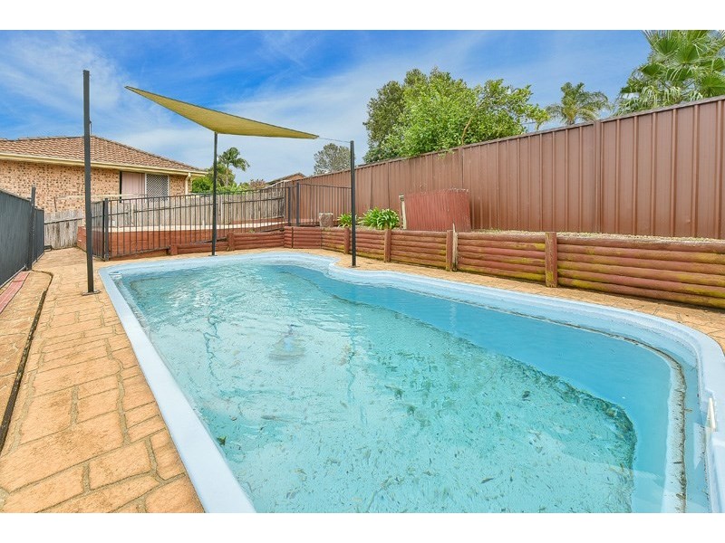 24 Chasselas Avenue, Eschol Park NSW 2558