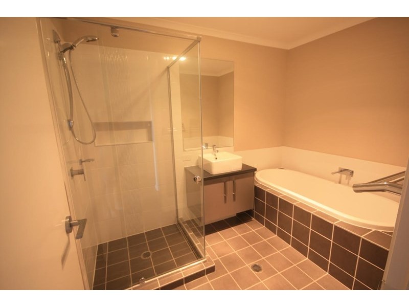 68 Navigator Street, Leppington NSW 2179