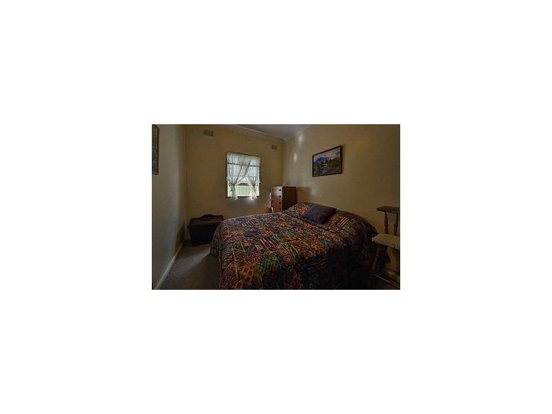 9 Bundarra Road, Campbelltown NSW 2560