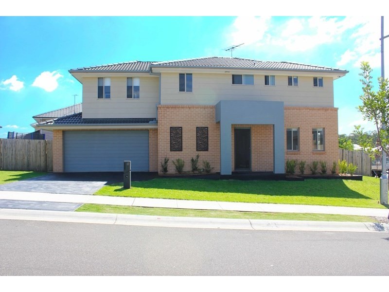 17 McGuire Crescent, Ingleburn NSW 2565