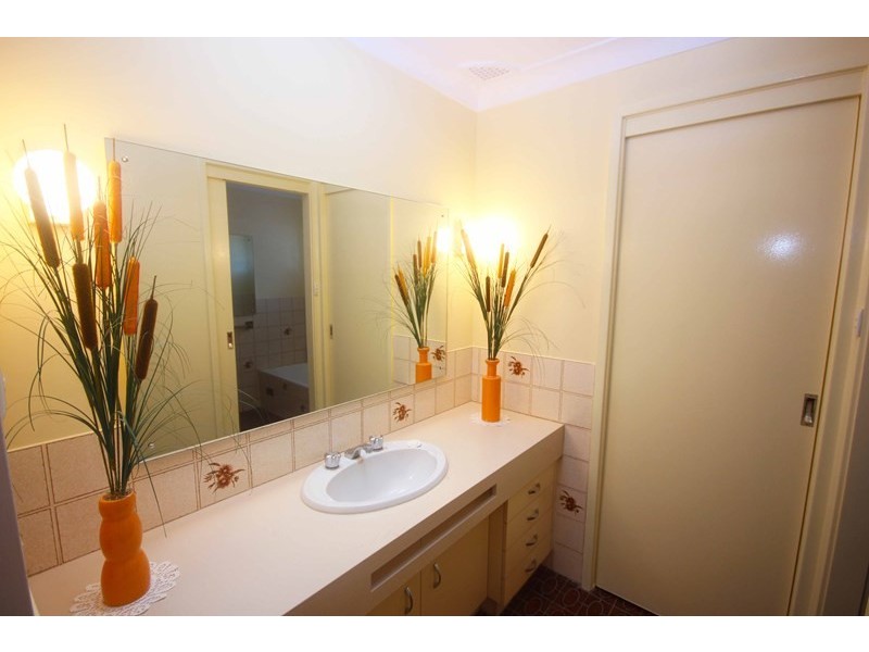 48 Clerkenwell Street, Ambarvale NSW 2560