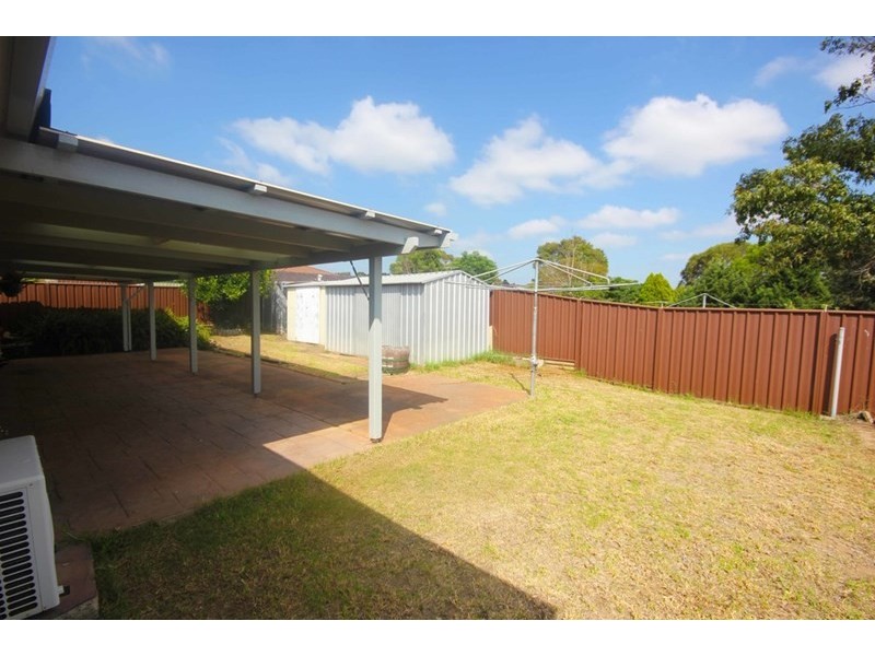 48 Clerkenwell Street, Ambarvale NSW 2560