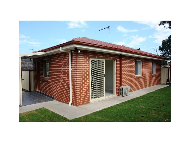 16a Bocking Avenue, Bradbury NSW 2560