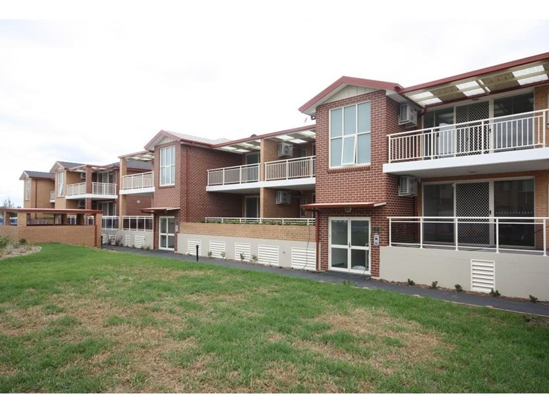 35/221a Waterworth Drive, Mount Annan NSW 2567