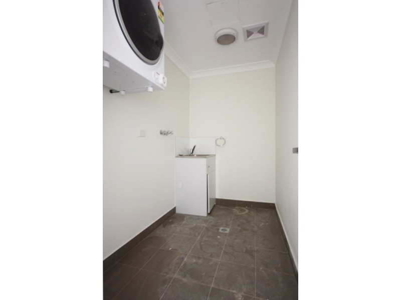 27/221a Waterworth Drive, Mount Annan NSW 2567