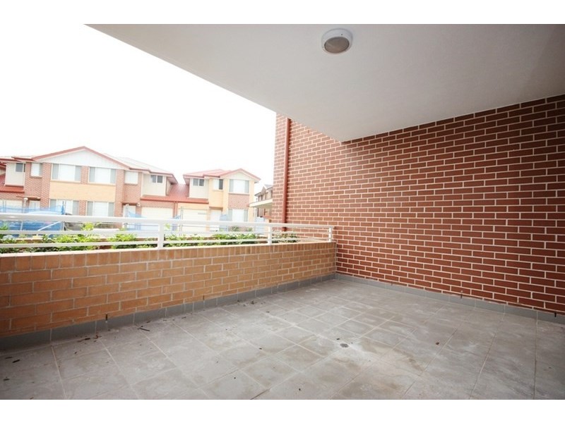 27/221a Waterworth Drive, Mount Annan NSW 2567