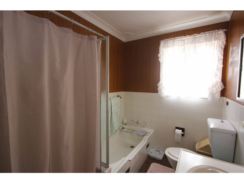 1 Faithful Street, Elderslie NSW 2570