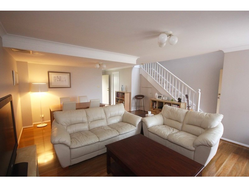 8/57 Murrandah Avenue, Camden NSW 2570