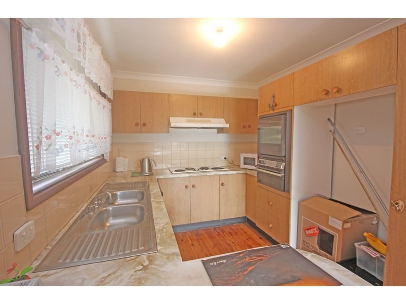 9 Warriewood Road, Woodbine NSW 2560