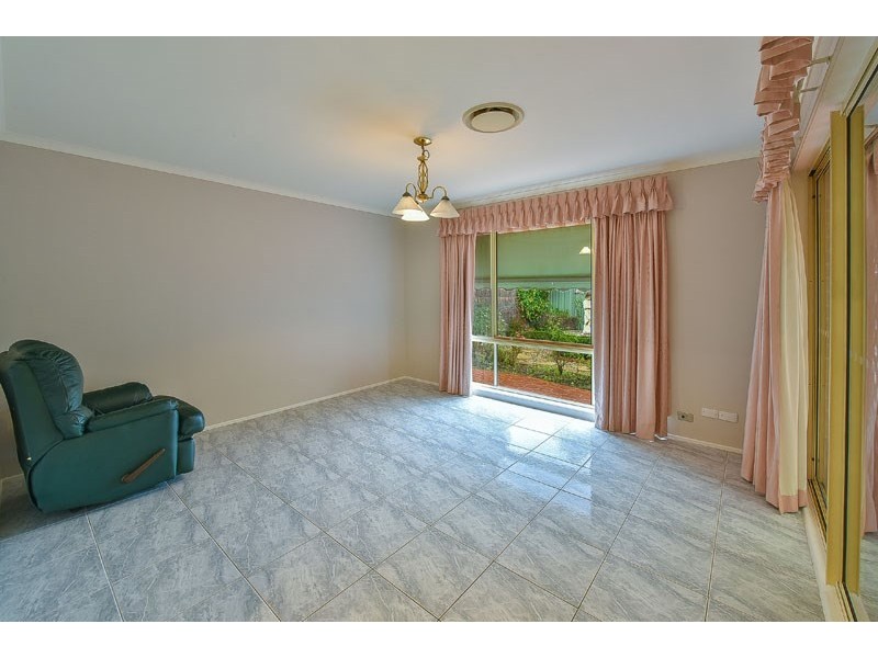 8 Claremont Circuit, Glen Alpine NSW 2560