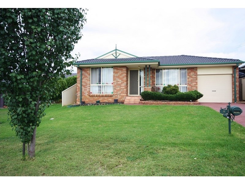 4 Kokoda Circuit, Mount Annan NSW 2567