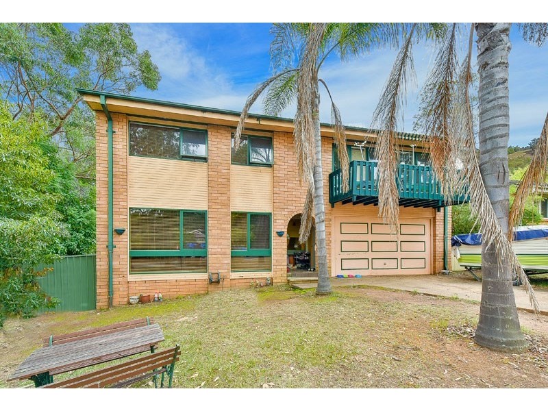 2 Omaru Crescent, Bradbury NSW 2560