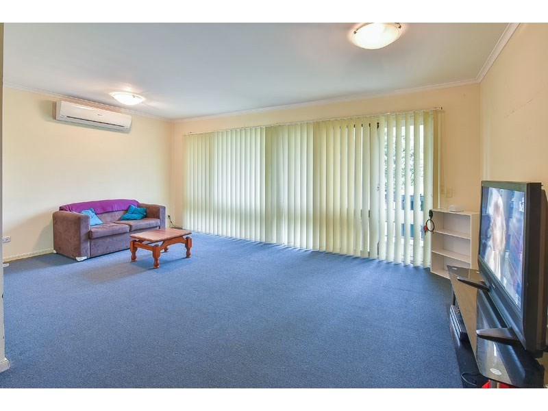 2 Omaru Crescent, Bradbury NSW 2560