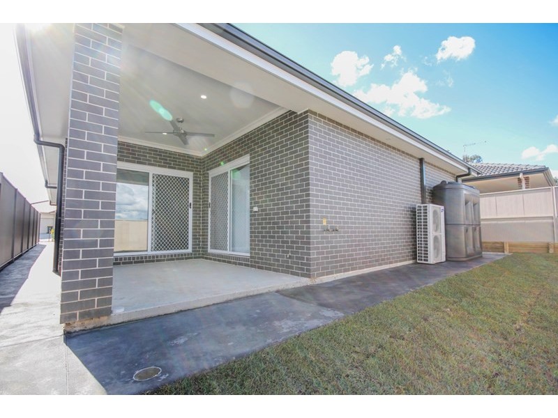 34 Dutton Street, Spring Farm NSW 2570