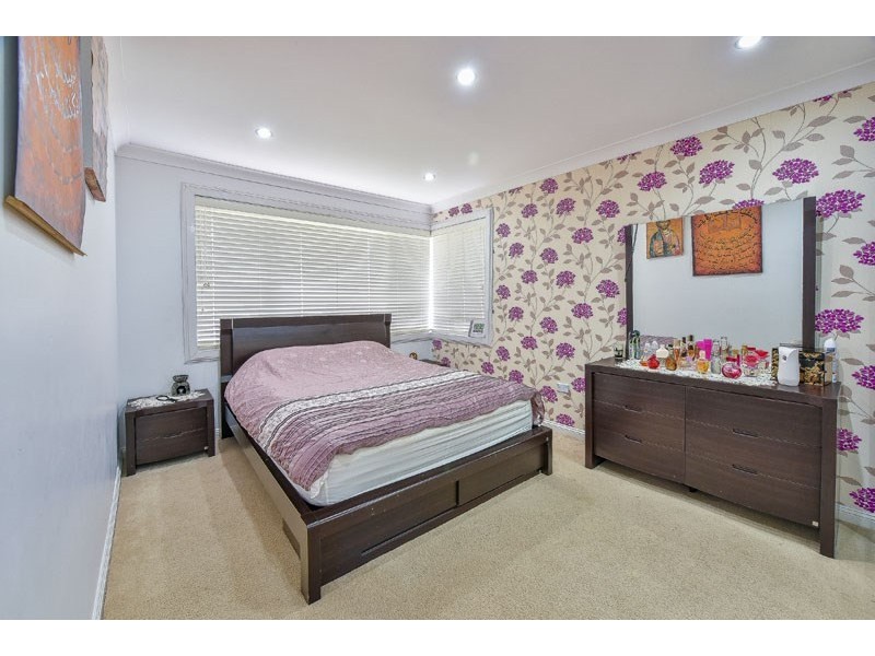 51 Campbellfield Avenue, Bradbury NSW 2560