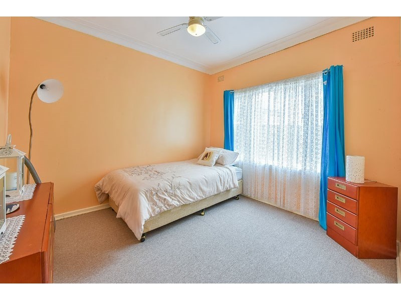 40 Hoddle Avenue, Bradbury NSW 2560