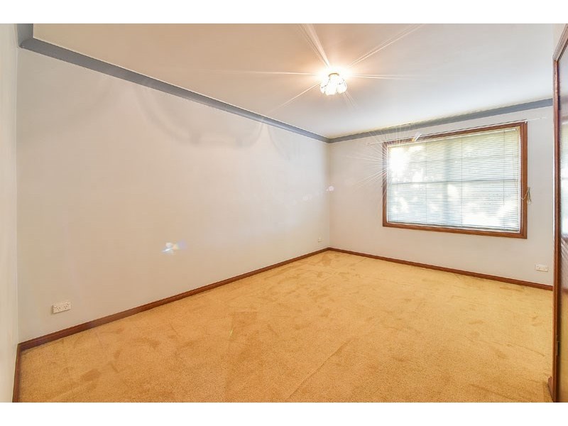 11 Warriewood Road, Woodbine NSW 2560