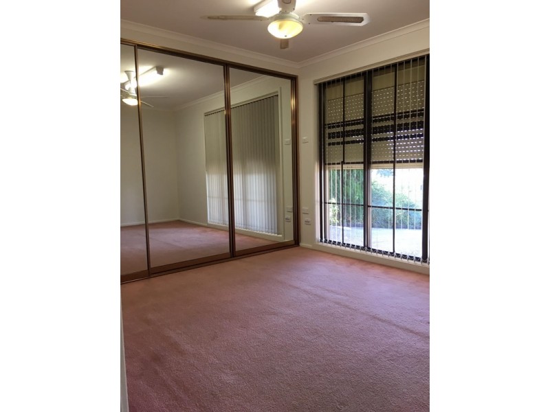 3 Polonius Street, Rosemeadow NSW 2560