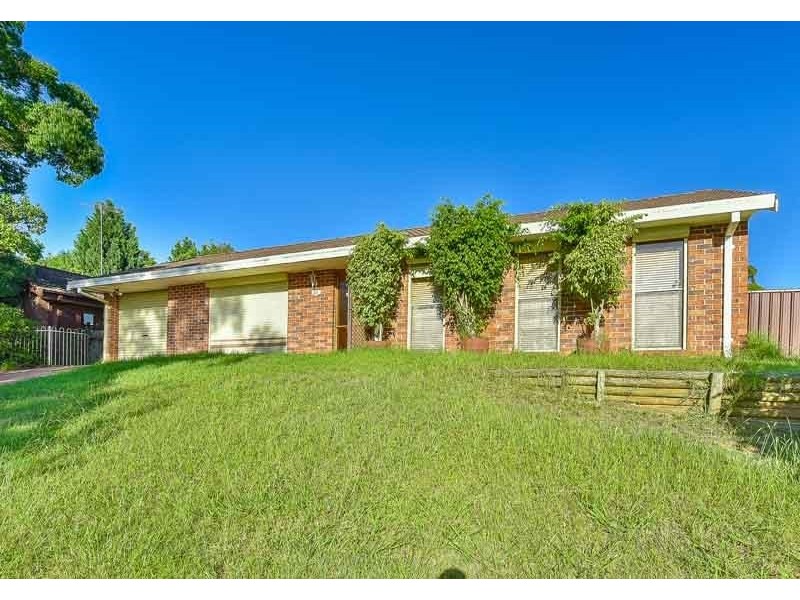 29 Fenton Crescent, Minto NSW 2566