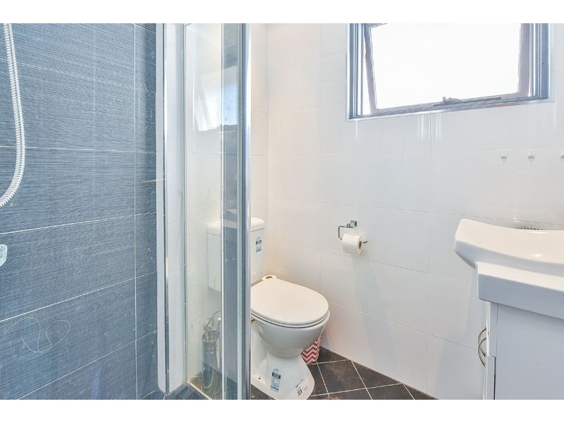 2/11 Warby Street, Campbelltown NSW 2560