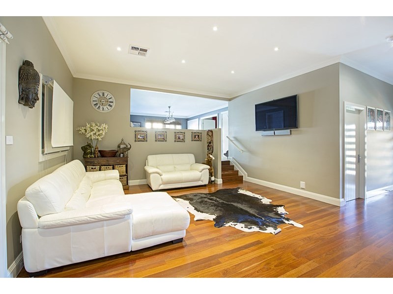 1 Bridgewater Boulevard, Camden Park NSW 2570