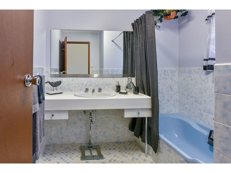 35 Athel Tree Crescent, Bradbury NSW 2560