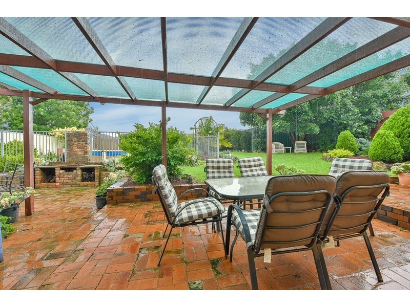 35 Athel Tree Crescent, Bradbury NSW 2560