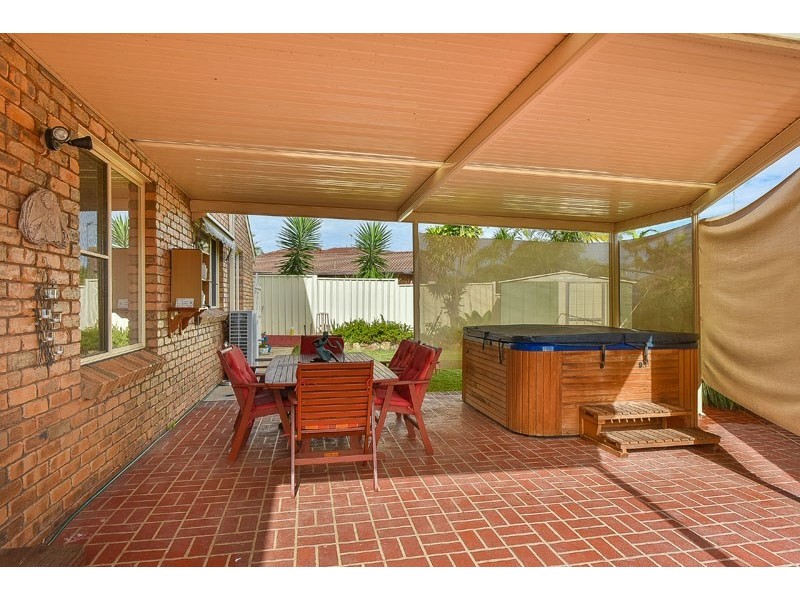 3 Clovelly Place, Woodbine NSW 2560