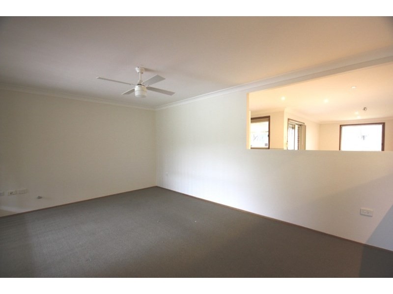 12 Vulcan Way, Currans Hill NSW 2567