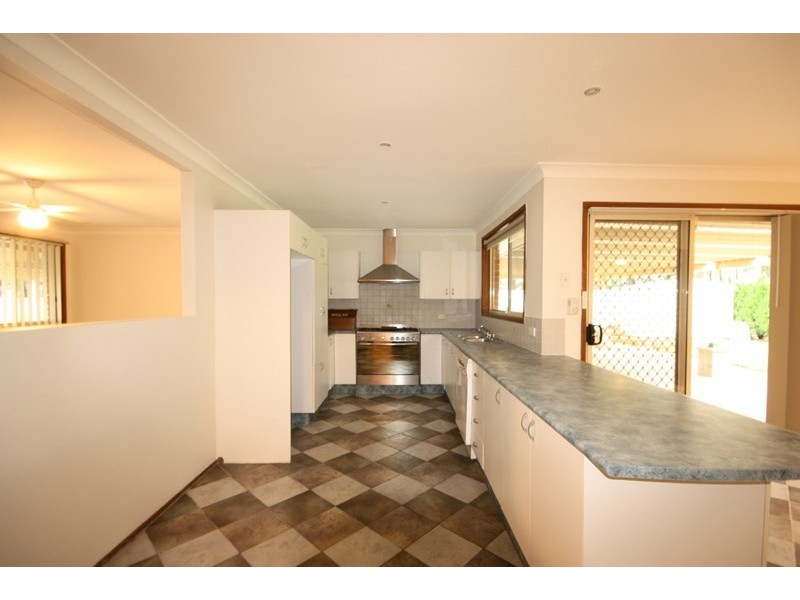 12 Vulcan Way, Currans Hill NSW 2567