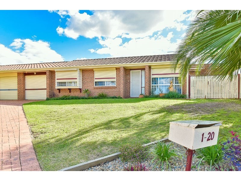 1/20 Scobie Place, Mount Annan NSW 2567