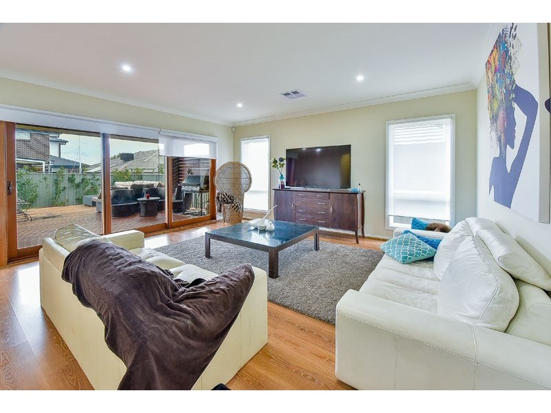 31 Brennan Road, Elderslie NSW 2570