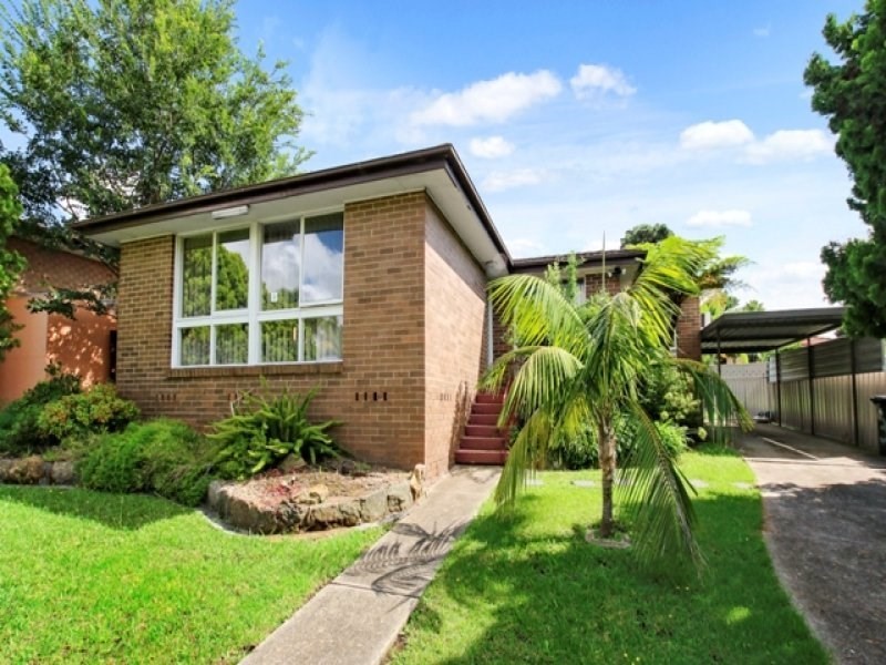 3 Traminer Place, Eschol Park NSW 2558