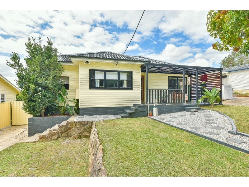 14 Bundarra Road, Campbelltown NSW 2560