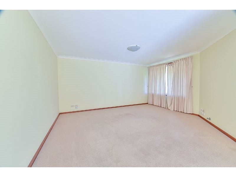 4 Scarborough Close, Narellan NSW 2567