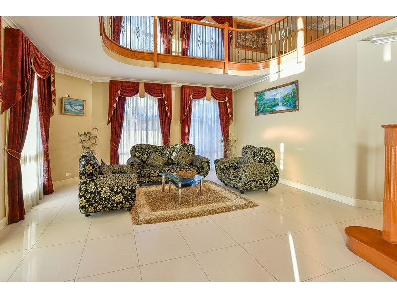 9 St Stephen Road, Blair Athol NSW 2560