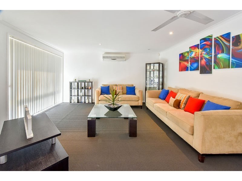 26 Cinnabar Street, Eagle Vale NSW 2558