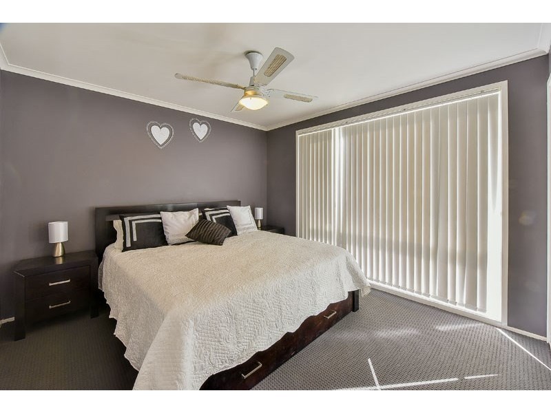 26 Cinnabar Street, Eagle Vale NSW 2558