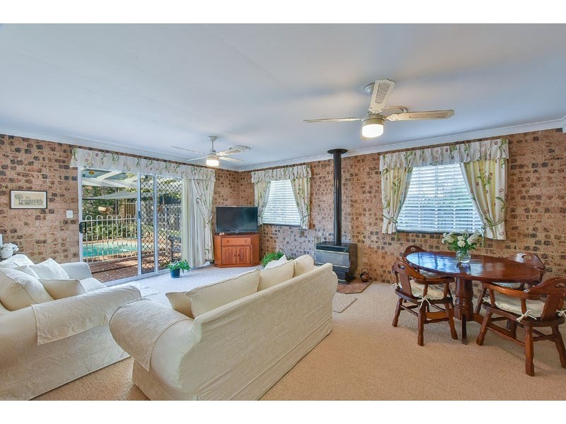 12 Lorikeet Avenue, Ingleburn NSW 2565