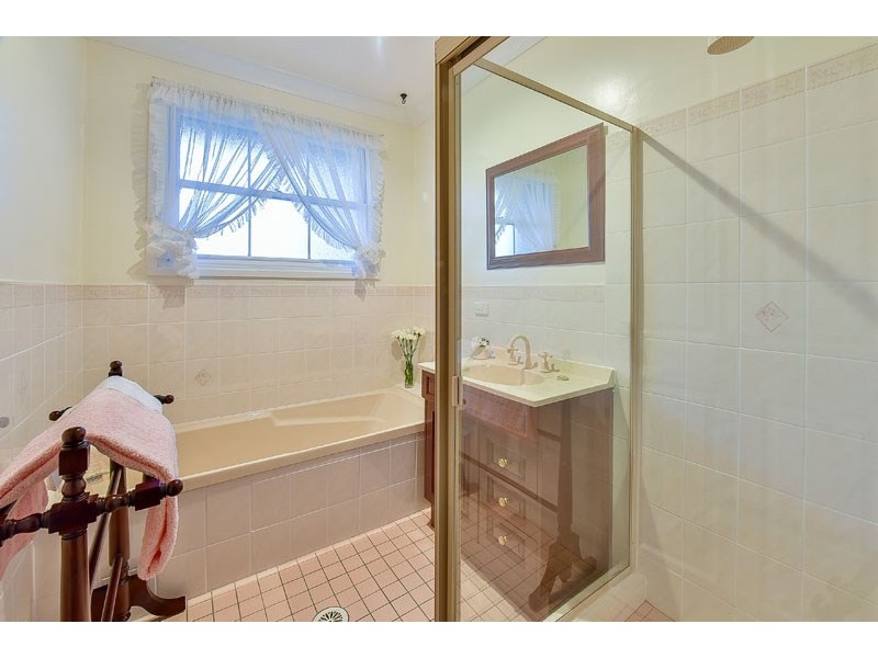 12 Lorikeet Avenue, Ingleburn NSW 2565