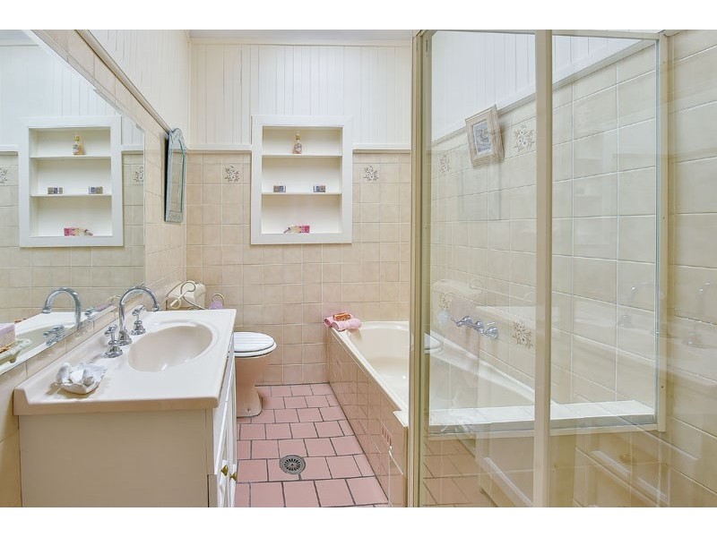 7 Blue Gum Avenue, Ingleburn NSW 2565