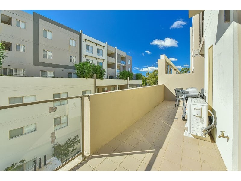 62/15-19 Warby Street, Campbelltown NSW 2560