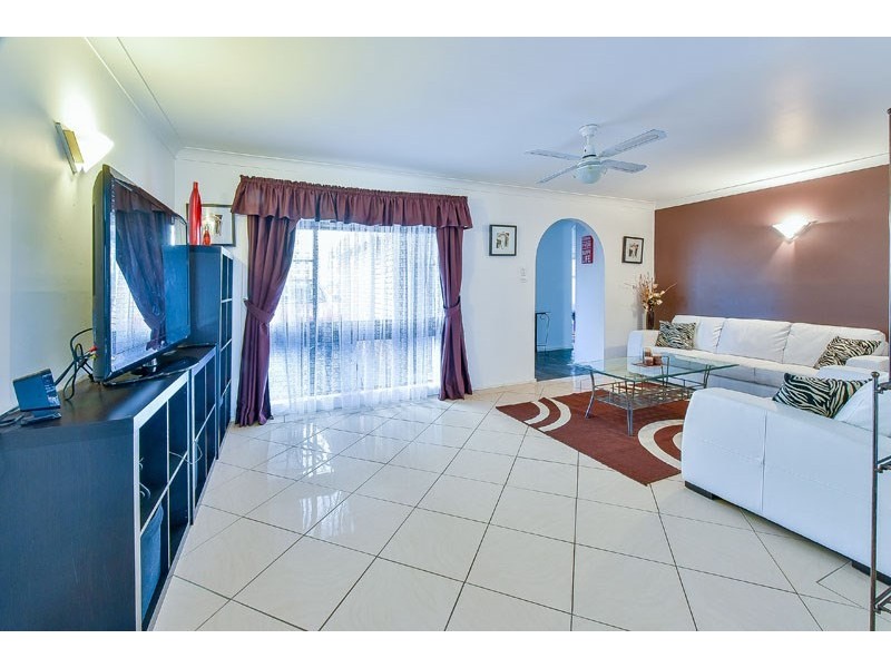 43 Coppabella Crescent, Bradbury NSW 2560