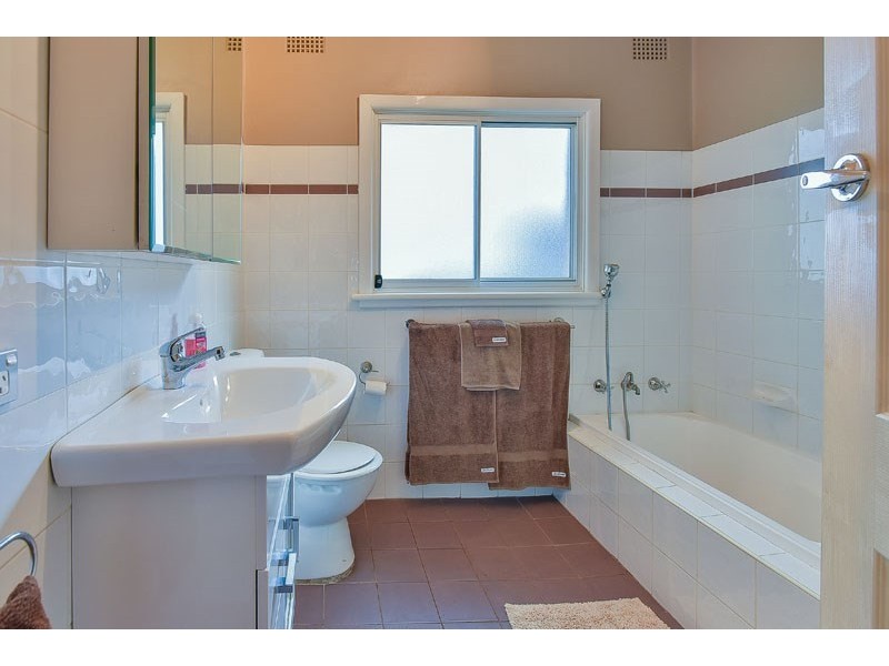 28 Brisbane Road, Campbelltown NSW 2560