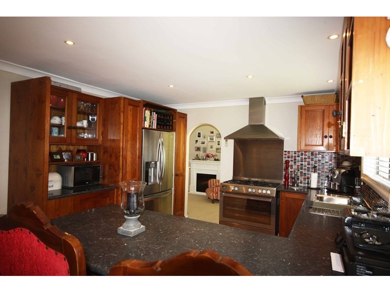 12 Alabaster Place, Eagle Vale NSW 2558